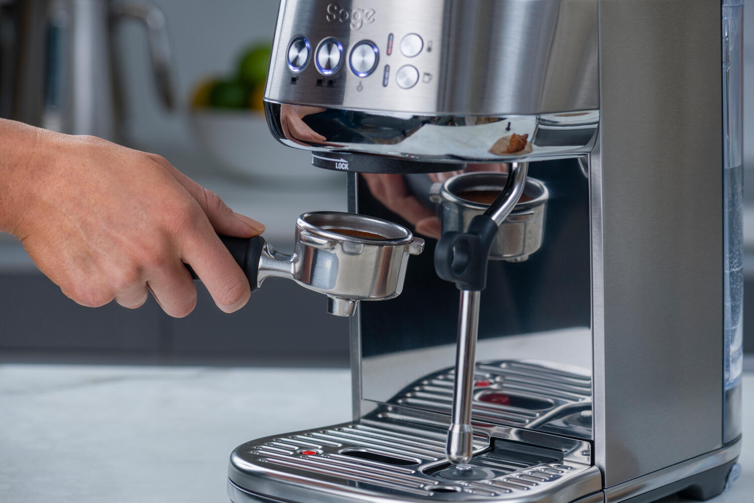 The Bambino Plus espressomaskine - Brushed Stainless Steel